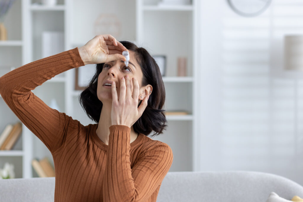 Best Treatment Options for Dry Eyes: Causes, Symptoms & Latest Solutions