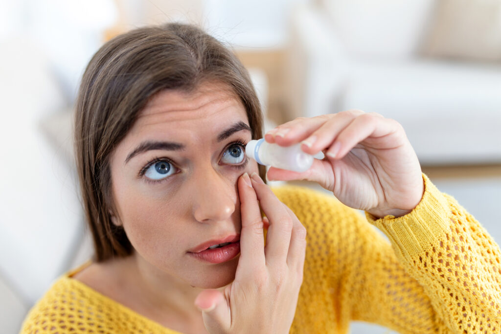 Dry Eye Syndrome: Causes, Symptoms, Treatment, and Home Remedies